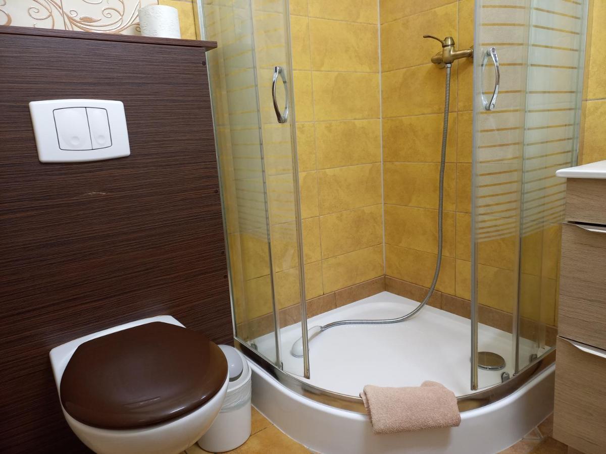 Pokoje Goscinne Jaga Kielce Dış mekan fotoğraf