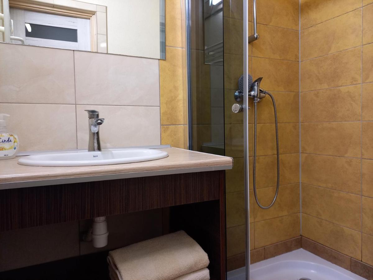 Pokoje Goscinne Jaga Kielce Dış mekan fotoğraf