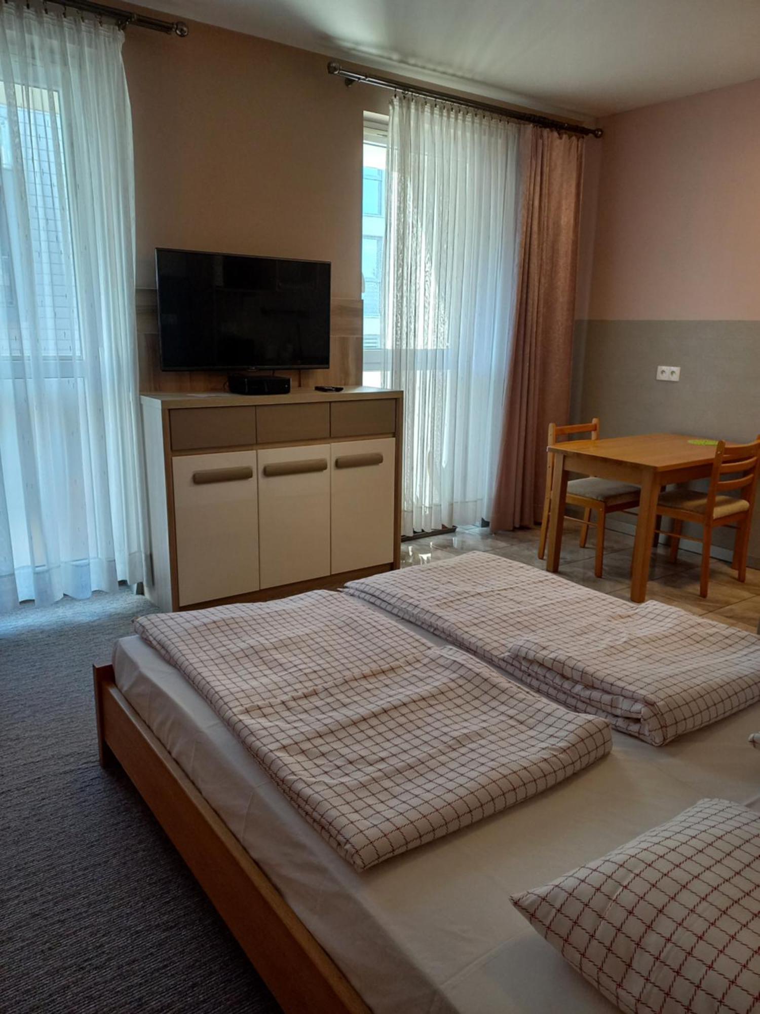 Pokoje Goscinne Jaga Kielce Dış mekan fotoğraf